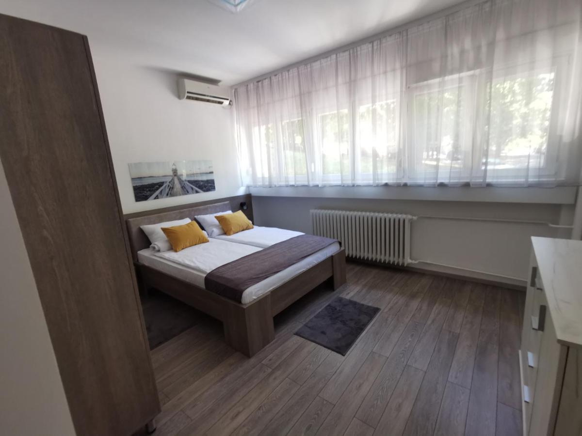 Apartman Pavlovic 1 Dedinje Luaran gambar